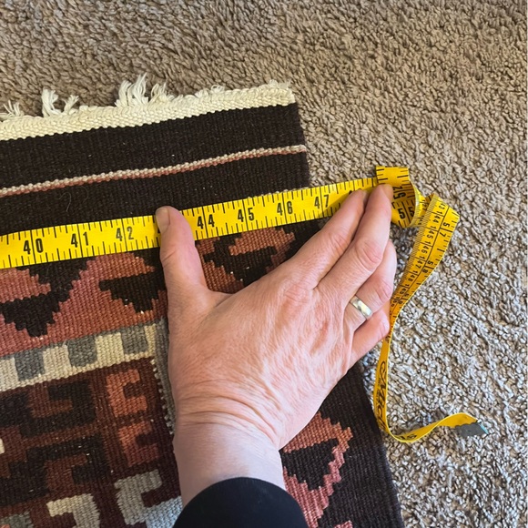 Vintage Kilim rug roughly 4 x 6 - Picture 8 of 9